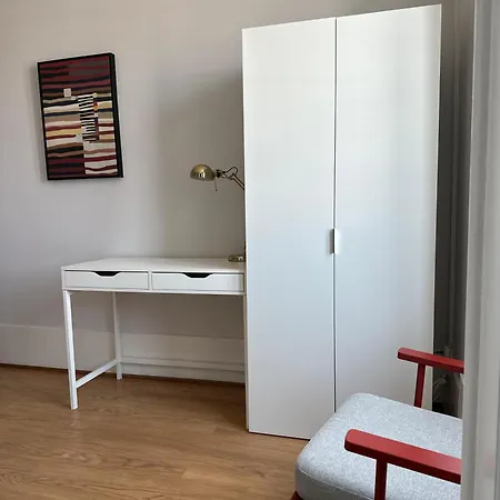 Menina Da Ria Albergue Aveiro