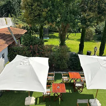 Hostel Menina Da Ria *