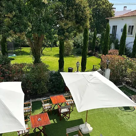 Menina Da Ria Albergue *