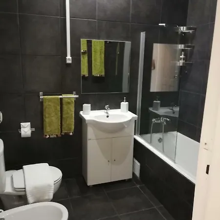 Menina Da Ria Albergue *