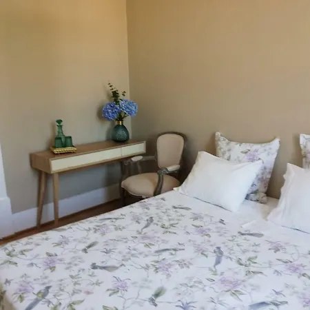 Menina Da Ria Albergue Aveiro
